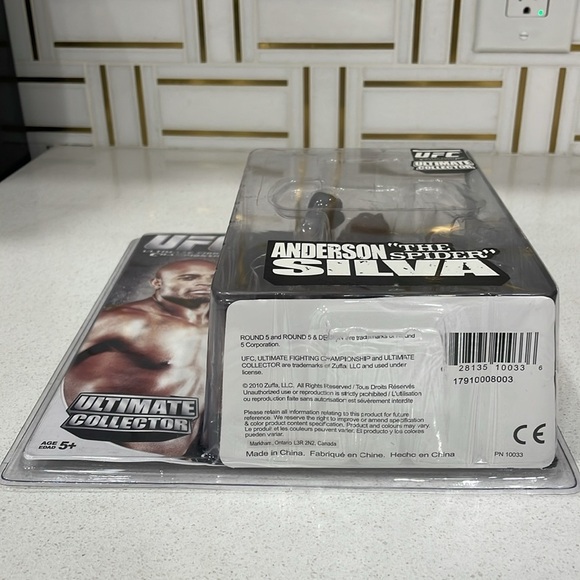 NIP 2010 Round 5 UFC Anderson “The Spider” Silva Ultimate Collector Figure - Picture 12 of 12